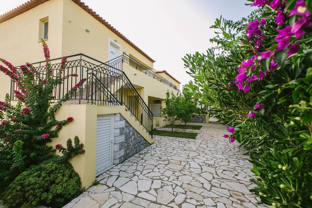 Aphrodite Apart Otel 3*