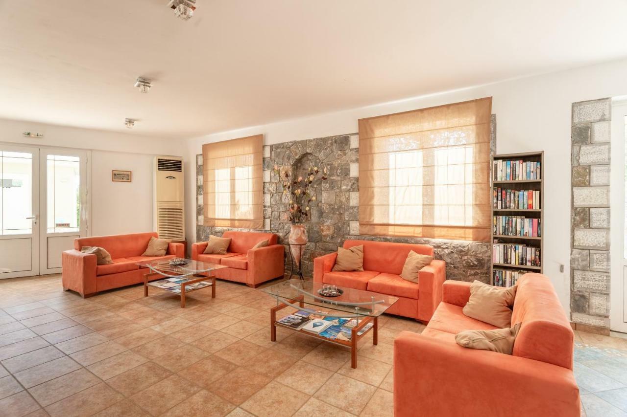 Appart hôtel Aphrodite Stoúpa